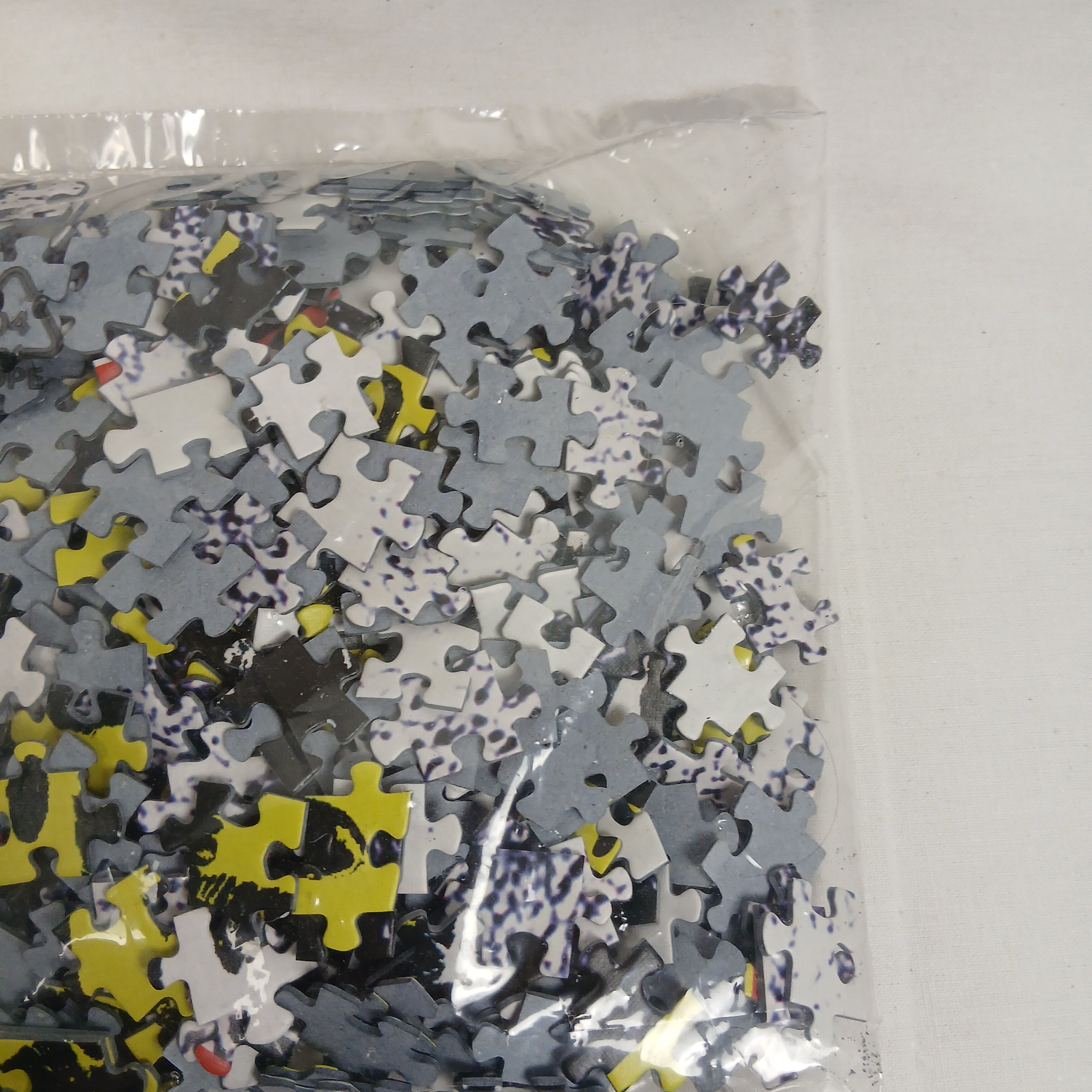Voir photo 4 de PUZZLE DE 500 PIÈCES DES ROLLING STONES COMPLET PUZZLE DE 500 PIÈCES DES ROLLING STONES COMPLET Bon état - Vue 4 -